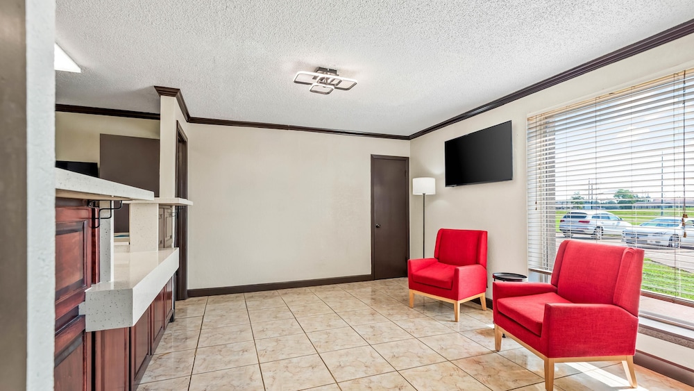 Studio6 Hammond, LA – I12 – I55 36/49