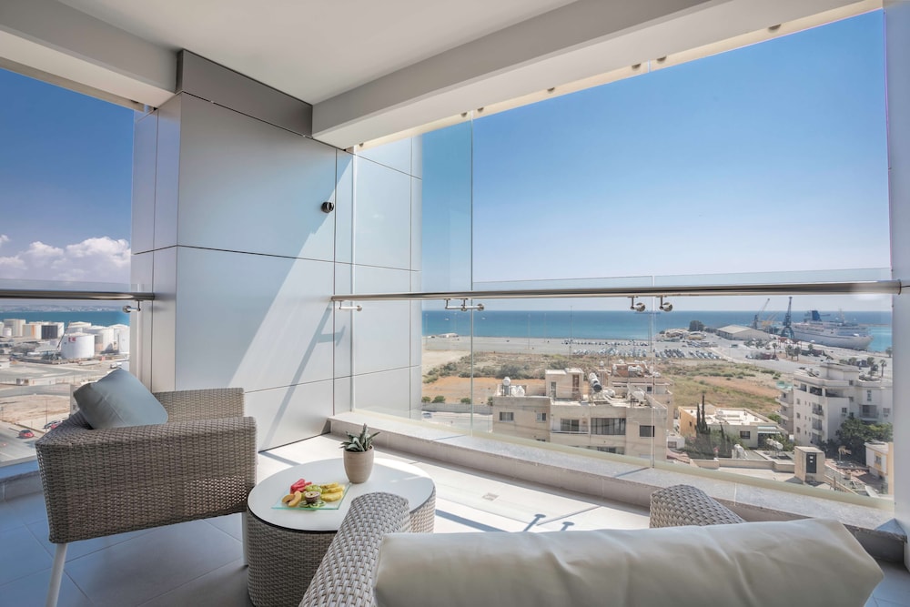Radisson Blu Hotel Larnaca 26/74