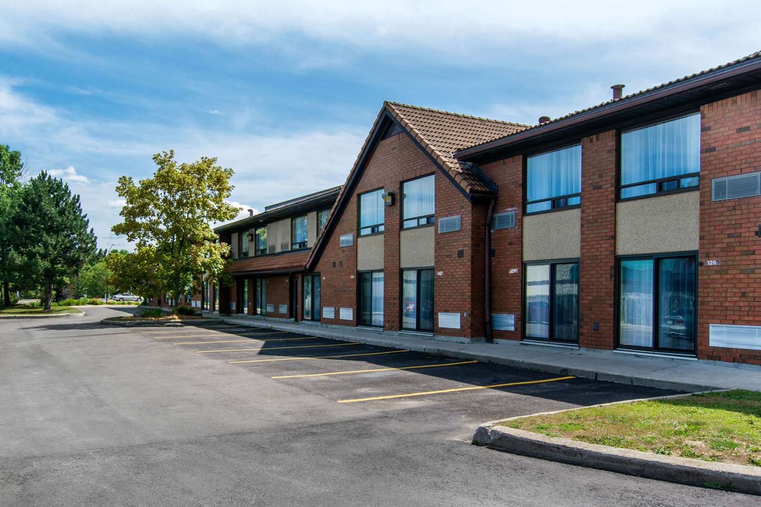 Comfort Inn Huntsville Ontario 37/40
