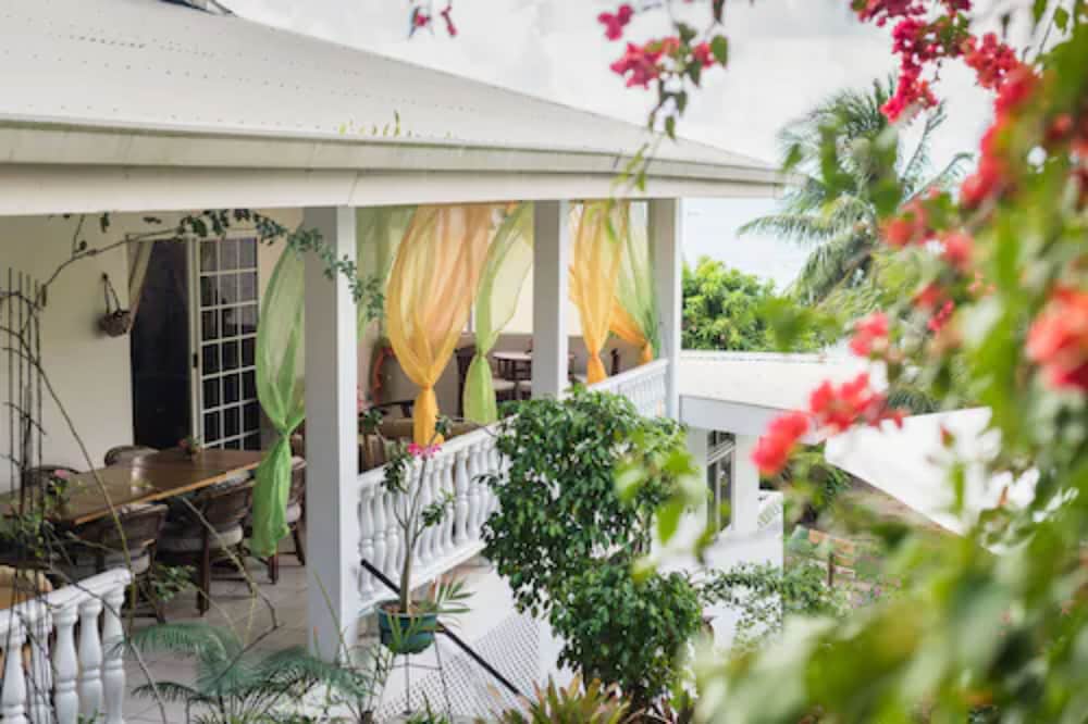 Bora Vaite Lodge 2/31