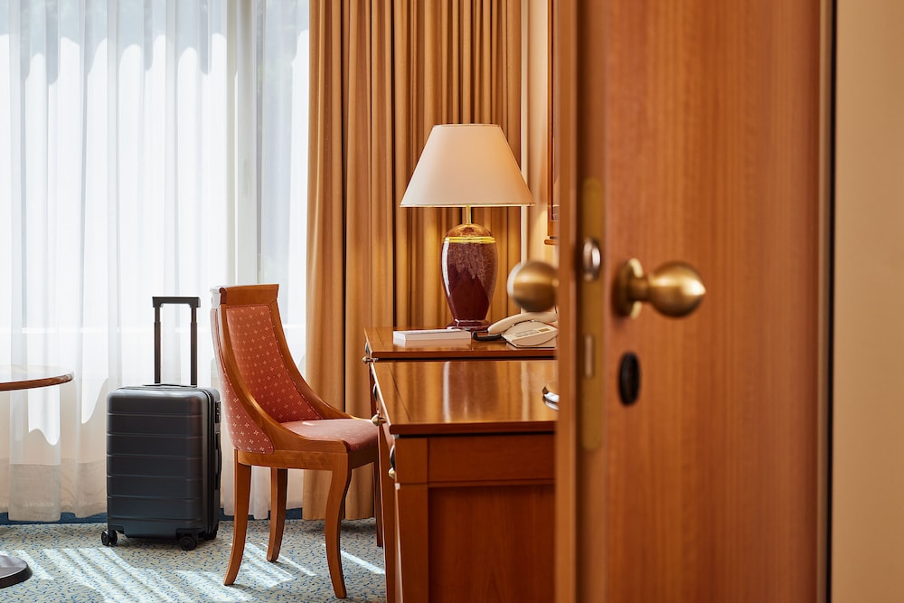 co56 Hotel Chemnitz 42/50