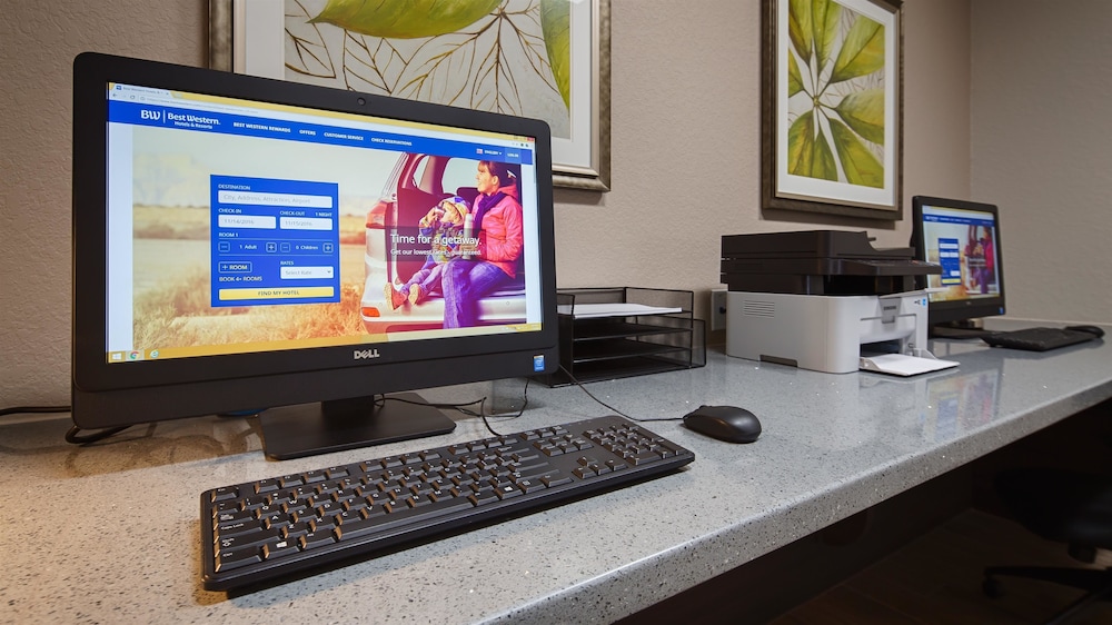Best Western Plus College Station Inn and Suites 18/35