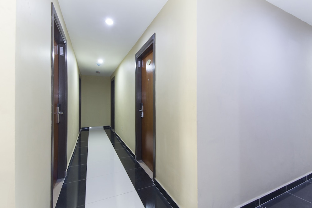 Hotel Raja Bot 22/30
