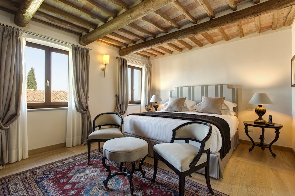 VILLA LE CALVANE 13/50