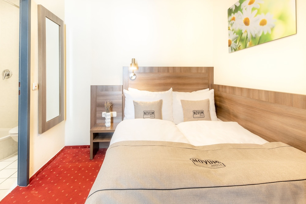 Hotel Leonet 29/71