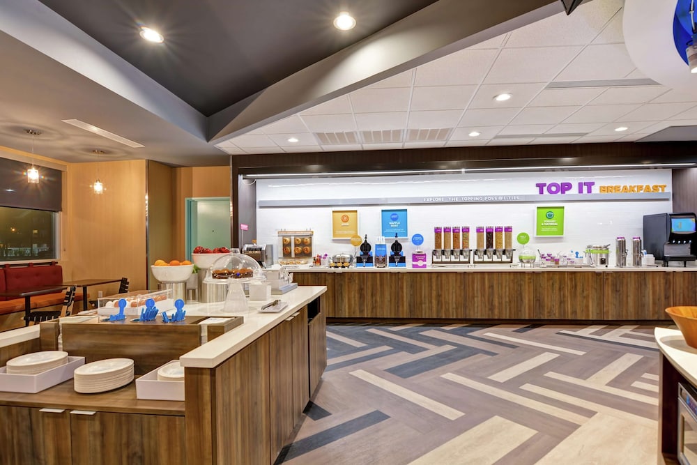 Tru By Hilton Baton Rouge Citiplace La 8/60