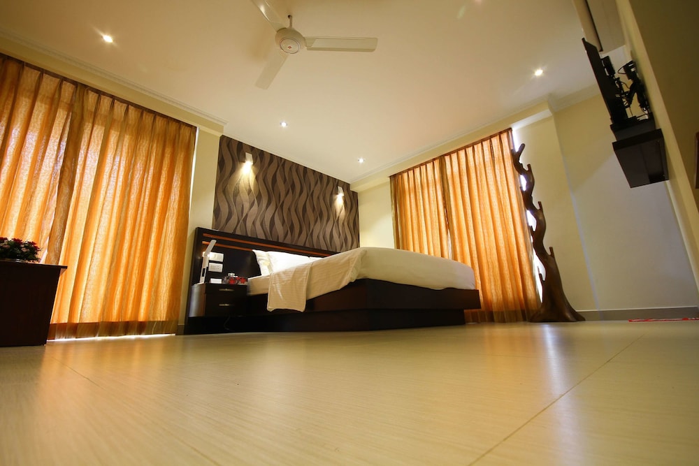 Splendid Holiday Guest House 14/26