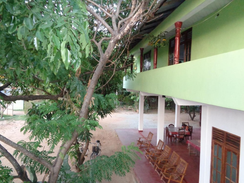 Jayaru Guest House 31/36