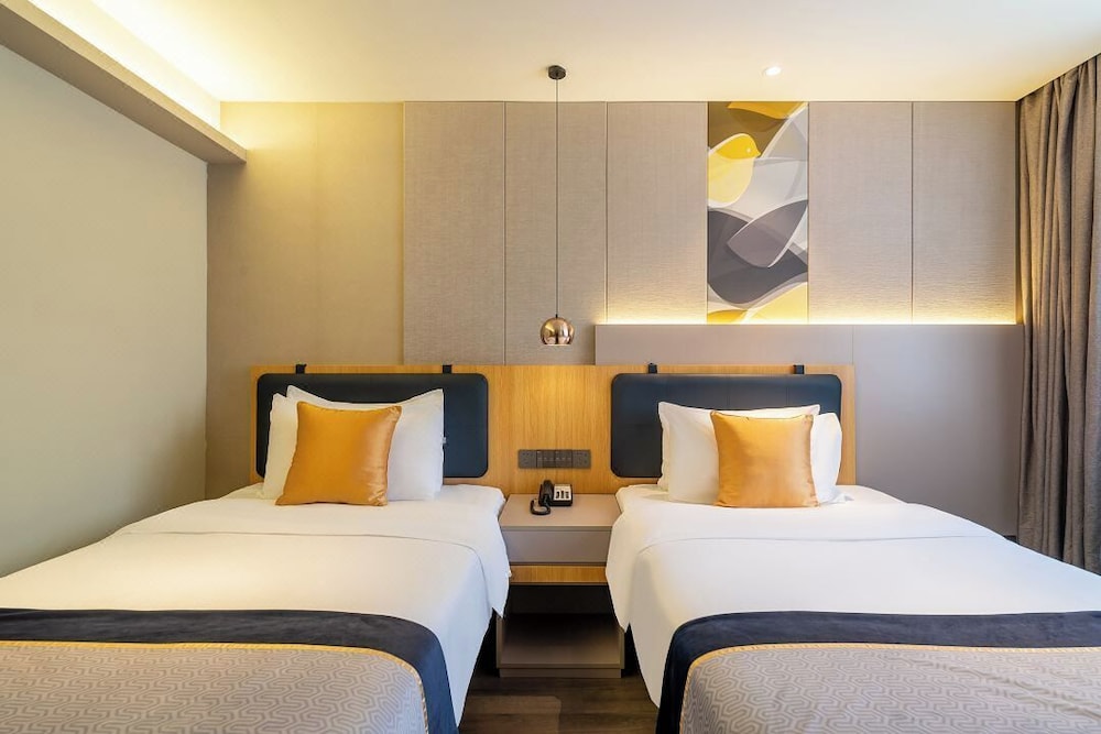Home Inns Xiamen 10/33