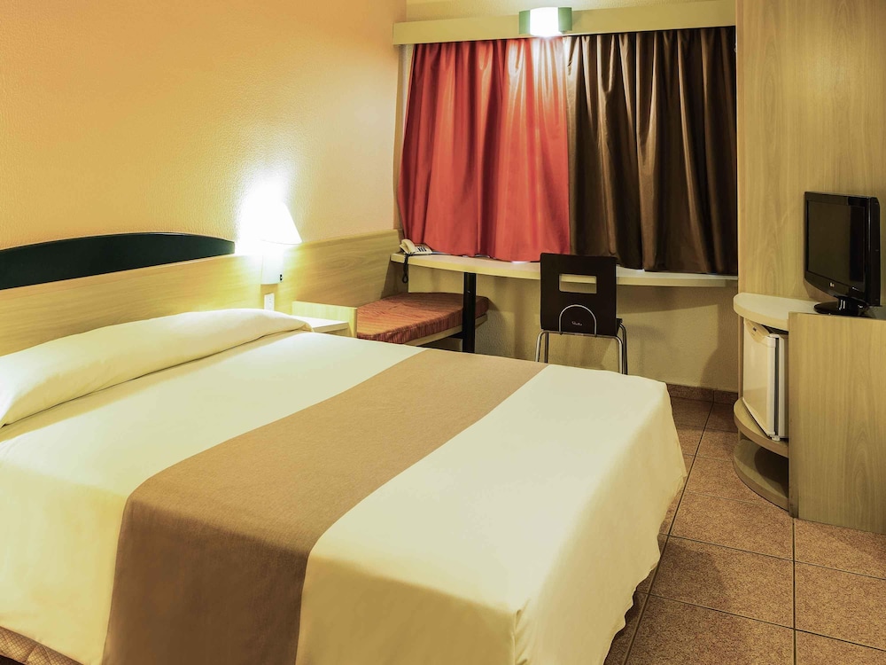 Ibis Taubate 10/55