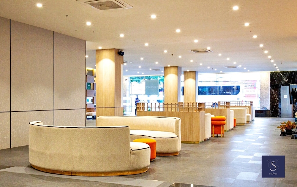 The Srivaree Airport Hotel 7/50