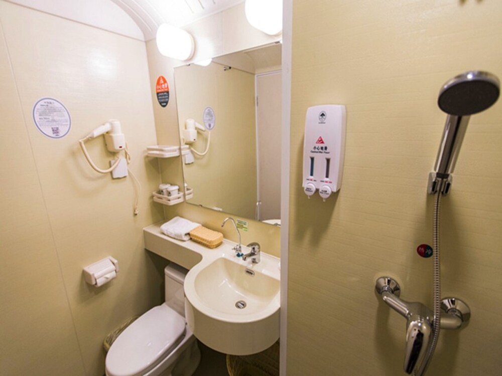 GREENTREE INN XUZHOU HIGH SPEED RAILWAY ZHANQIAN SQUARE HOTEL 39/39