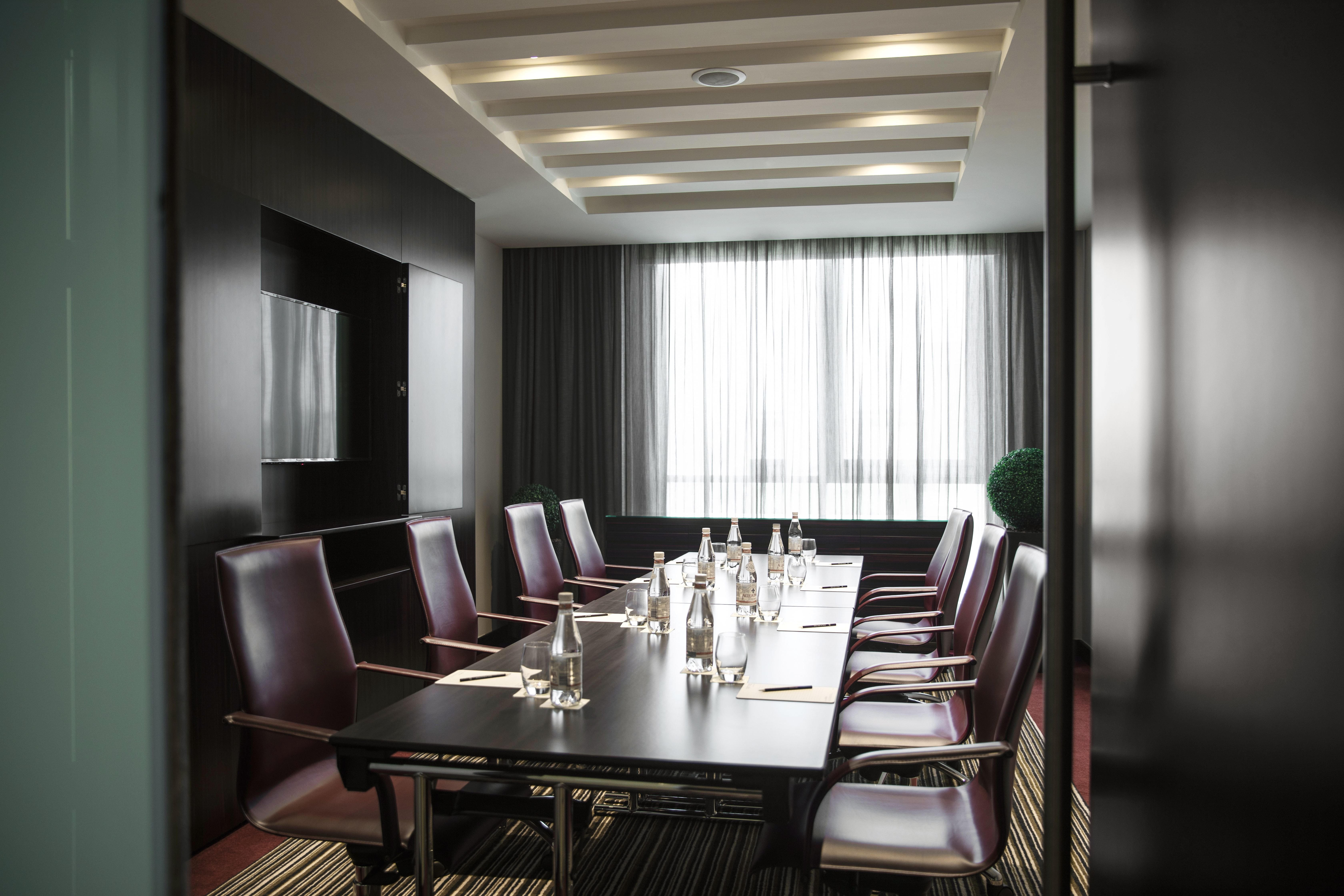سنترو سلامة جدة من روتانا(Centro Salama Jeddah By Rotana) 35/39