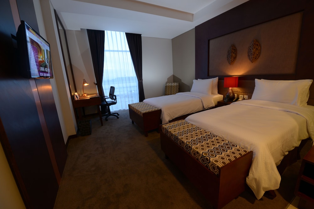 Grand Tjokro Balikpapan 20/55
