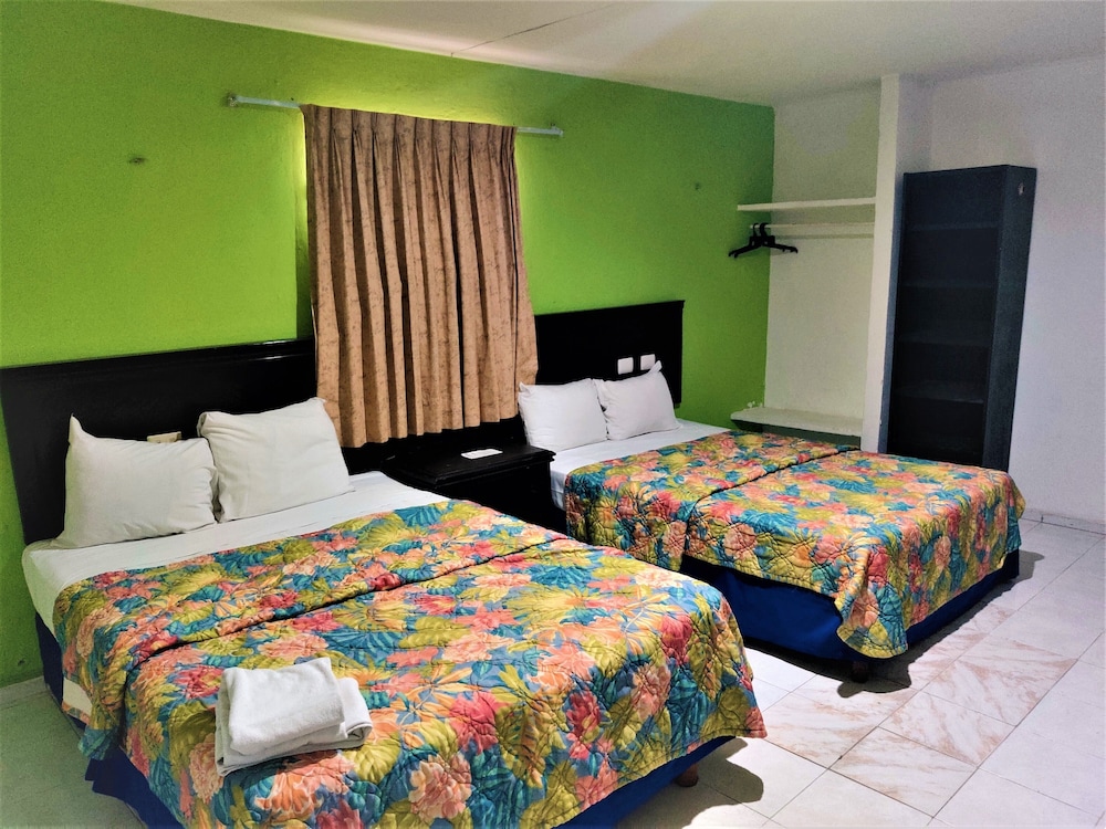 HOTEL EL CID MERIDA 21/51