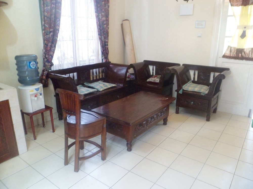 Villa Kota Bunga Mawar 14/21
