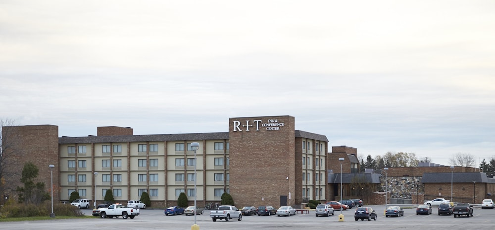 RIT INN & CONFERENCE CENTER 2/56