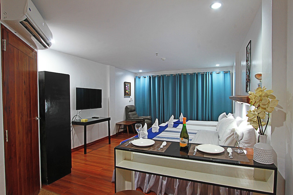 Harmony Hotel 39/57