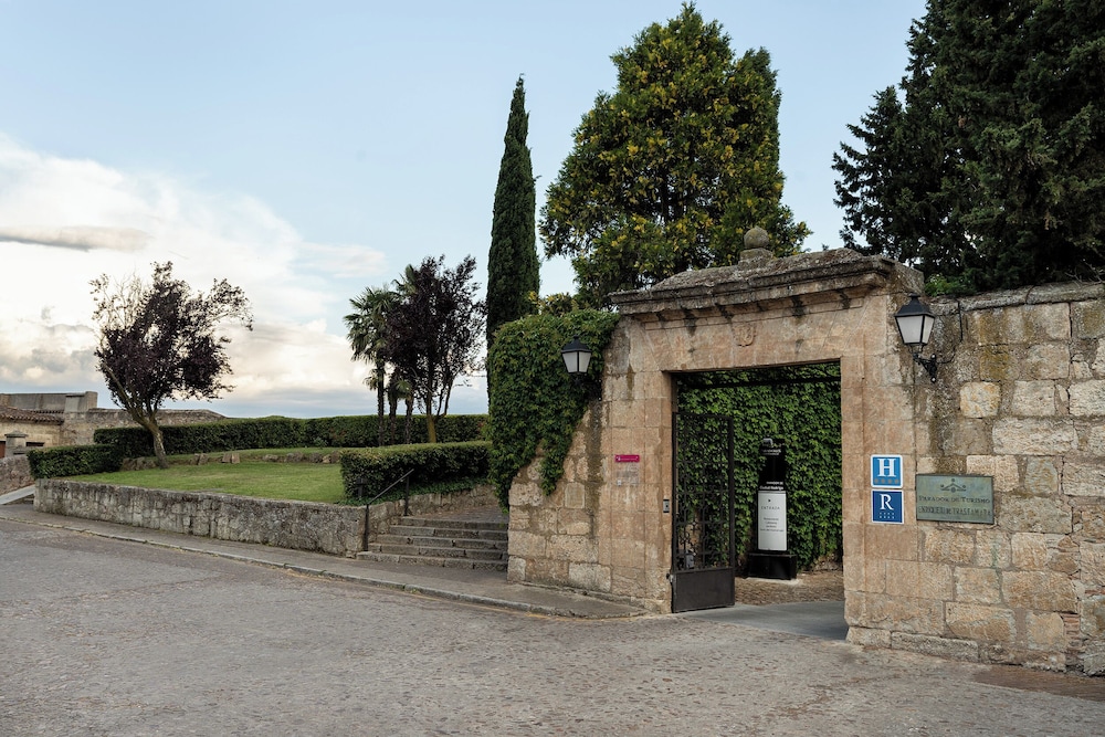 Parador De Ciudad Rodrigo 36/50