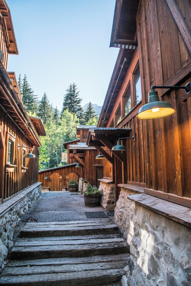 Sundance Mountain Resort 31/72