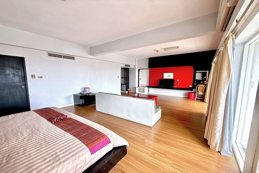 Pailyn Hotel Phitsanulok 24/76
