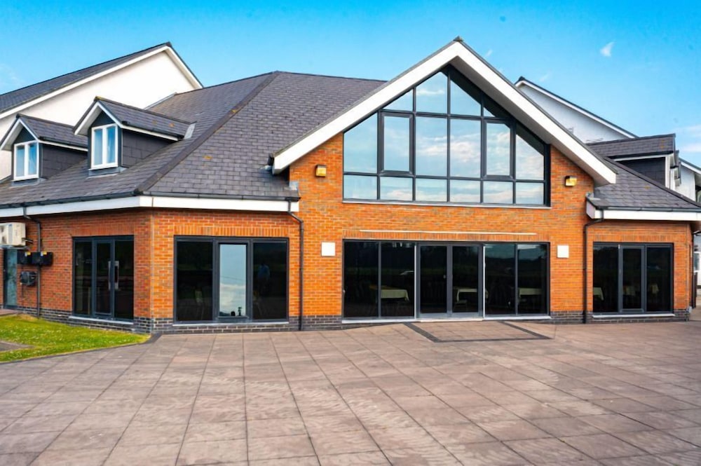 Aberystwyth Park Lodge 1/30