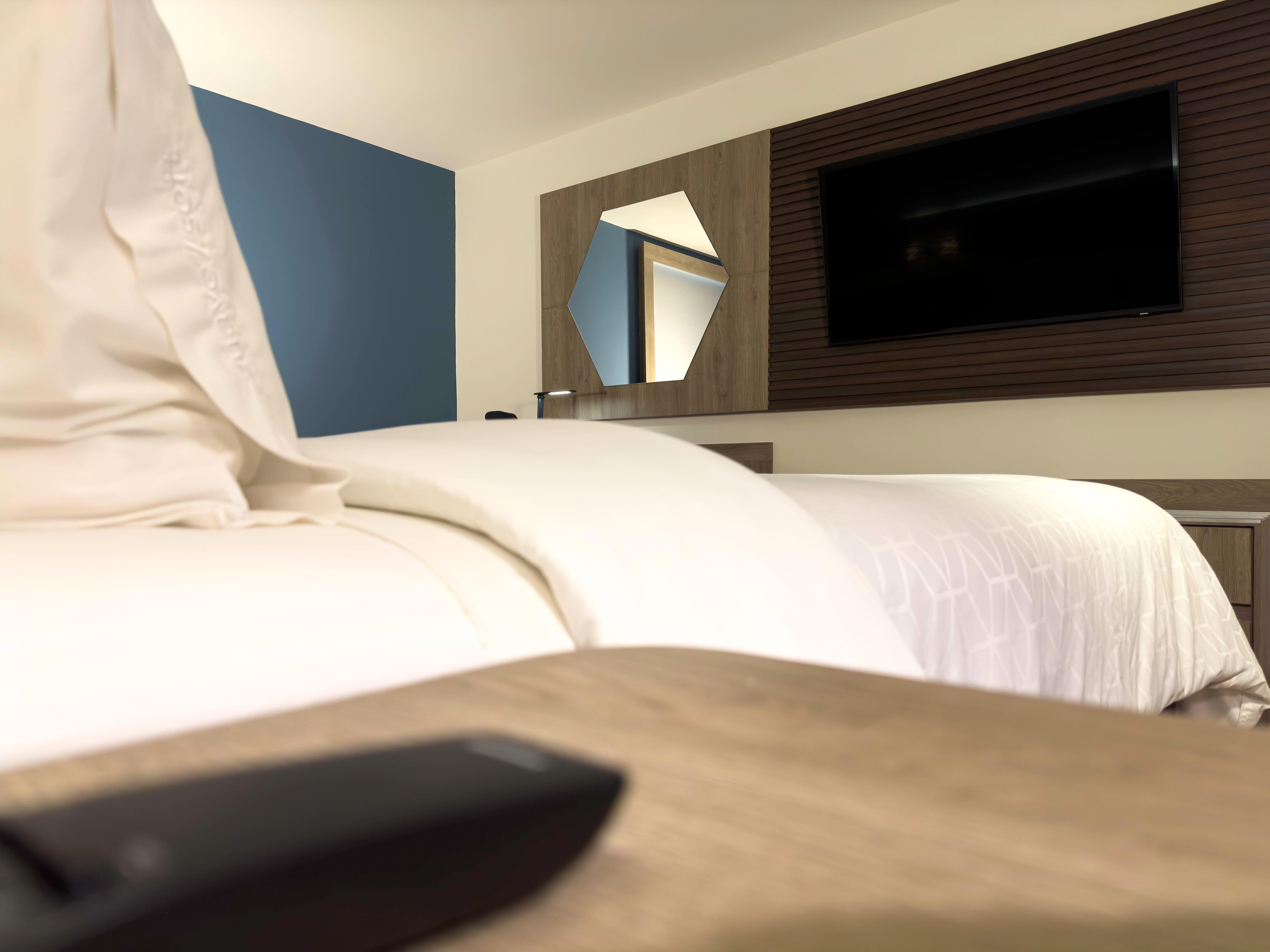 Standard, Double Bed, Holiday Inn Express Merida 2/2