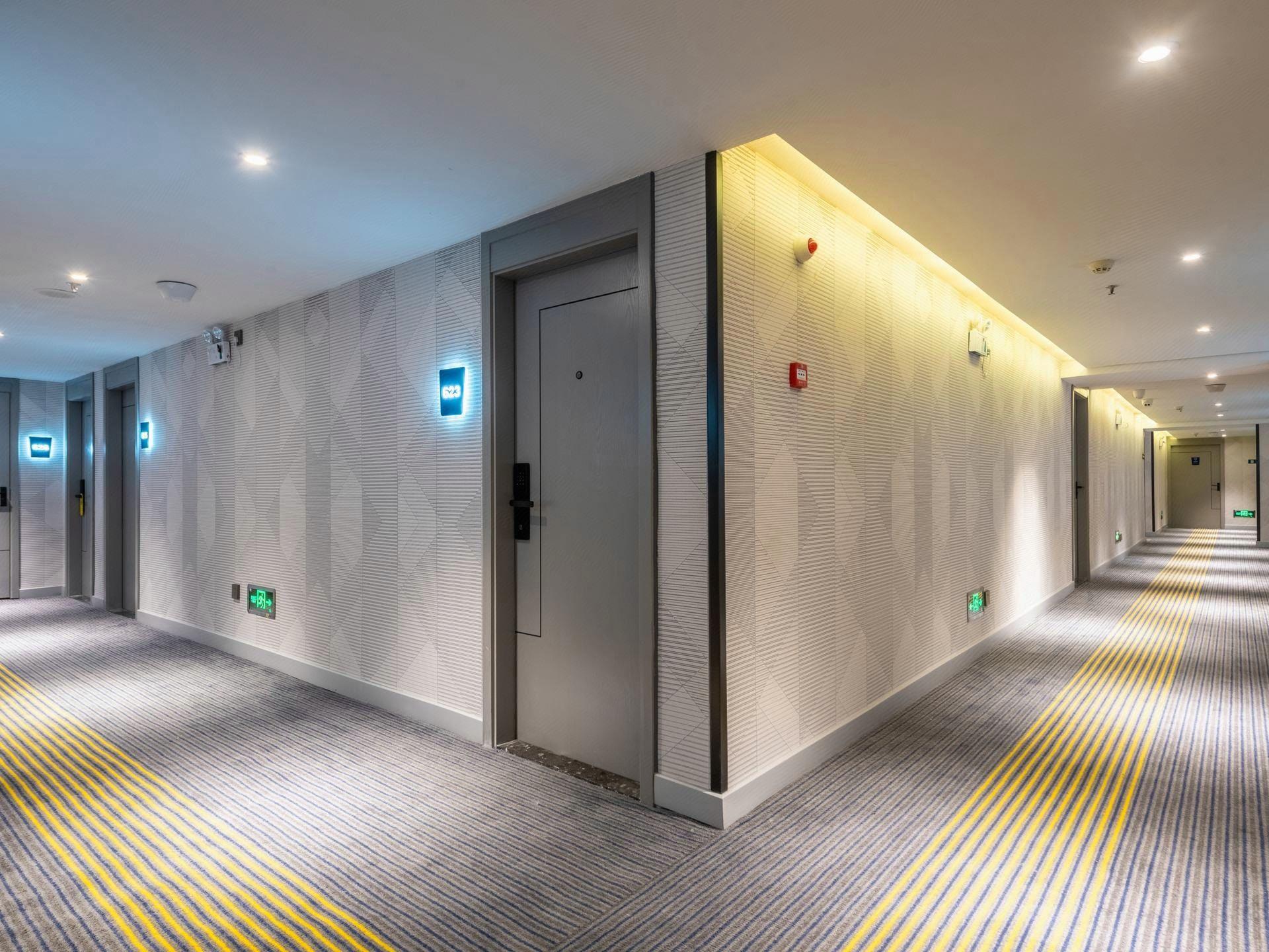 7 Days Inn (Guangzhou Yangji Metro Station) 36/45