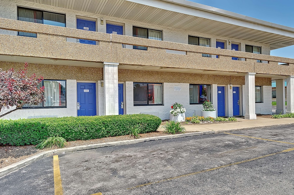 Motel6 Villa Park, IL - Chicago West 60/65