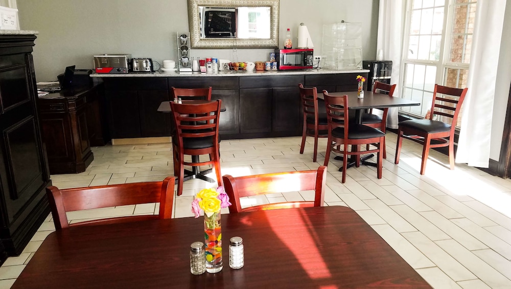 restaurant-cafeteria