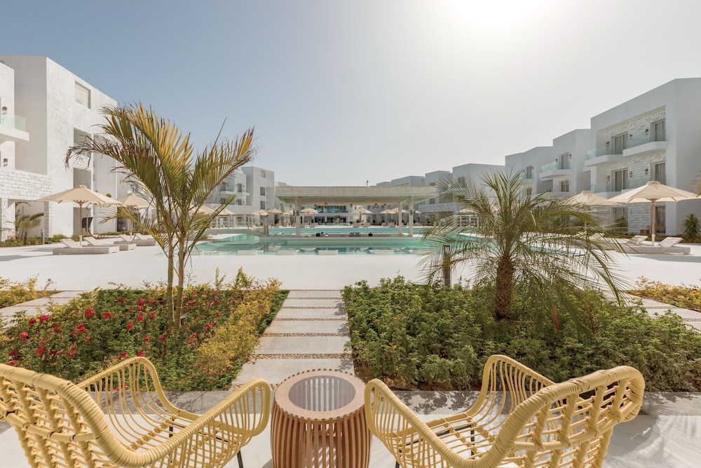 SUNRISE Tanoak Resort 45/53