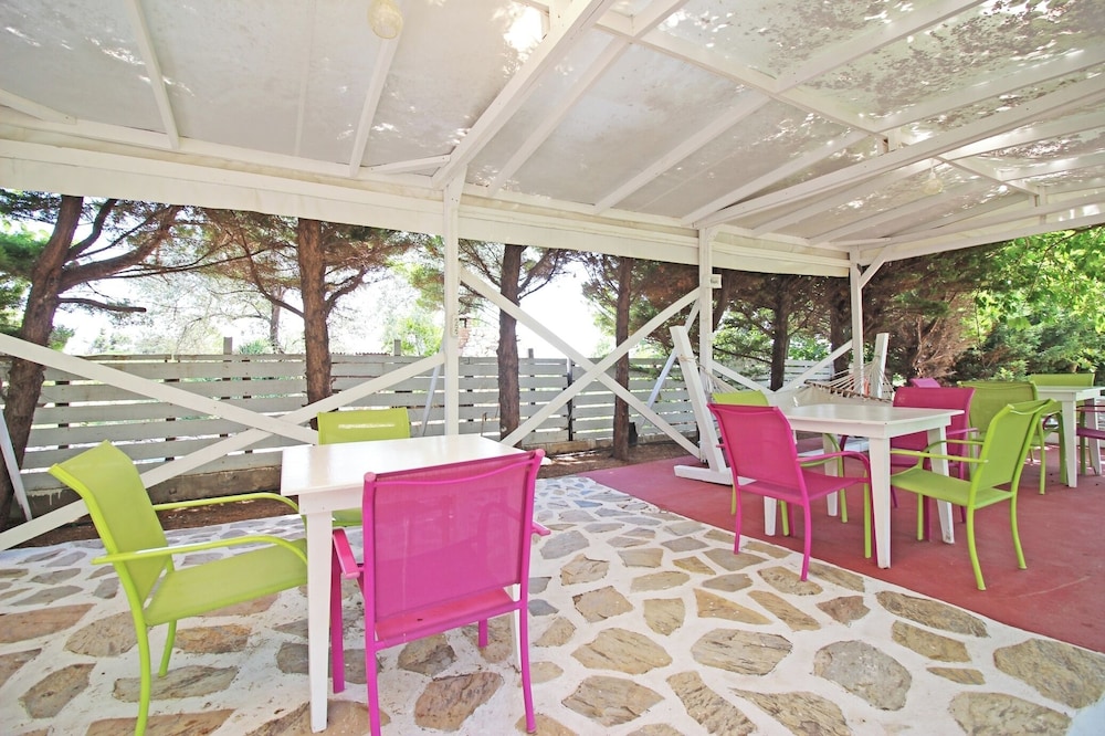 Arsipel Hotel 24/46