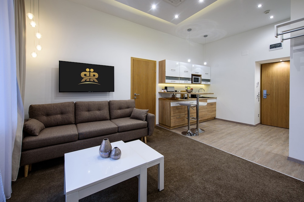 Karoly Corner Residences 29/50