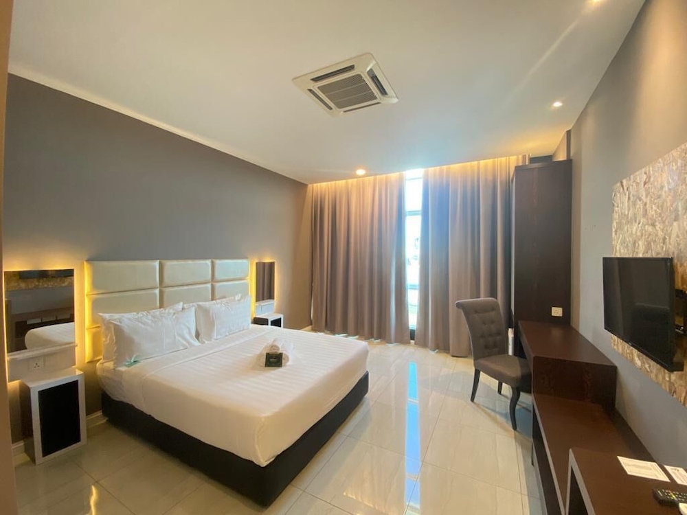 Stirling Suites 13/48