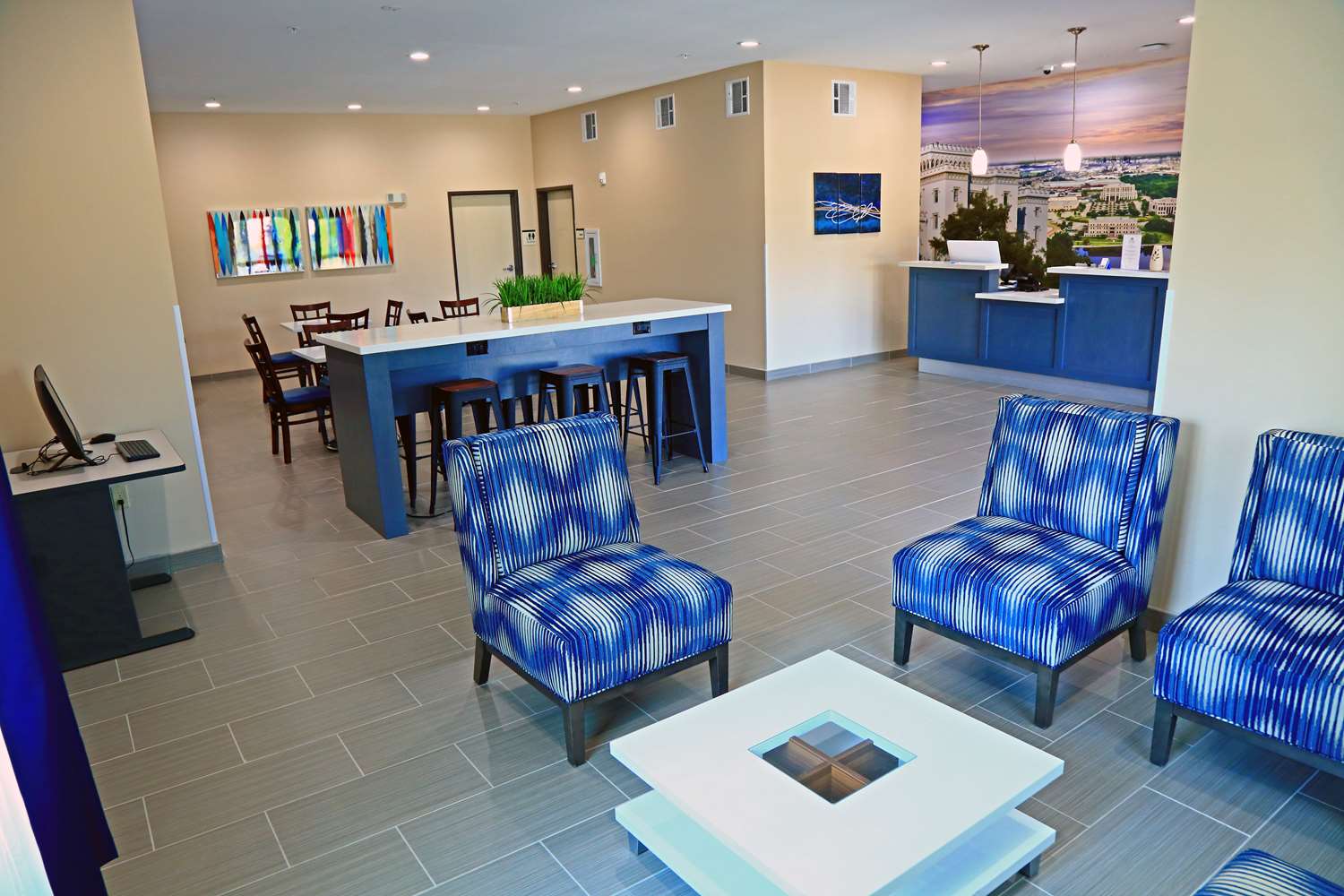 Americas Best Value Inn & Suites Prairieville 5/13