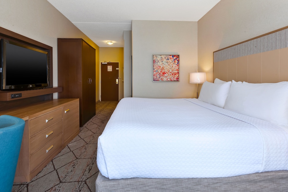 Crowne Plaza Columbus North-Worthington 15/56