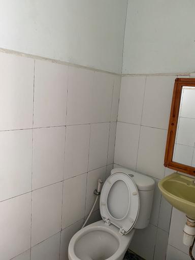 Mawar Hotel 33/34