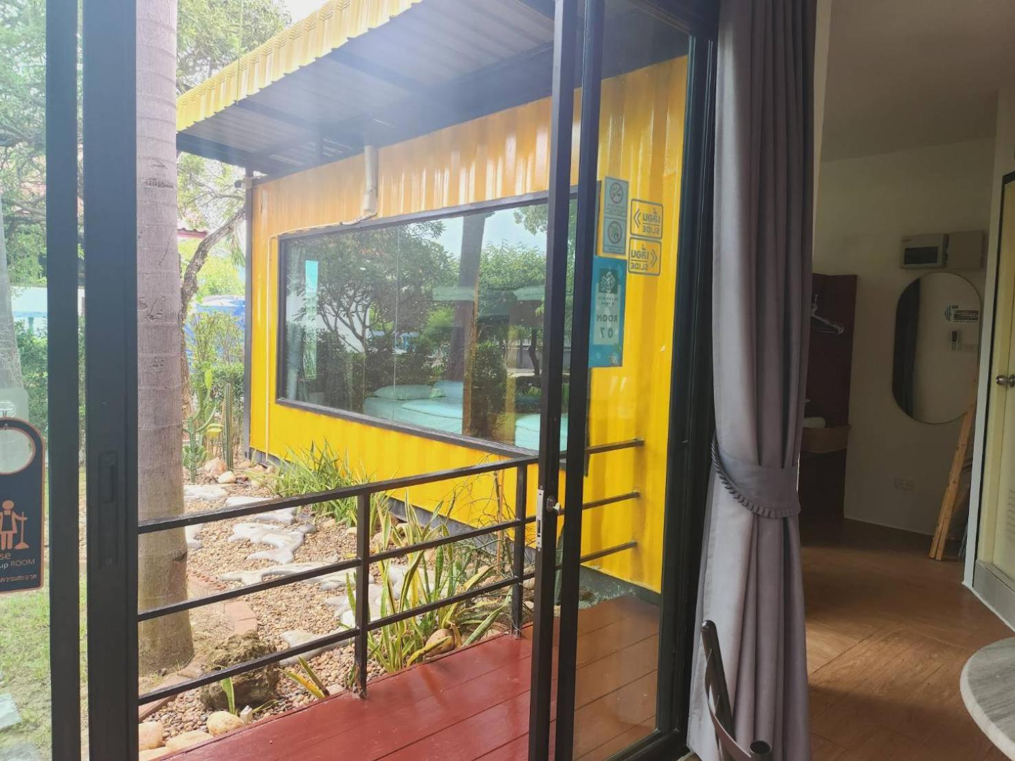 Beach Box At Pran 43/80