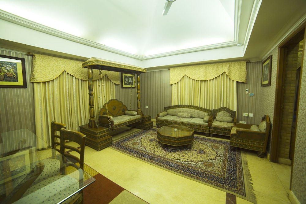 SAJ EARTH RESORT 51/71