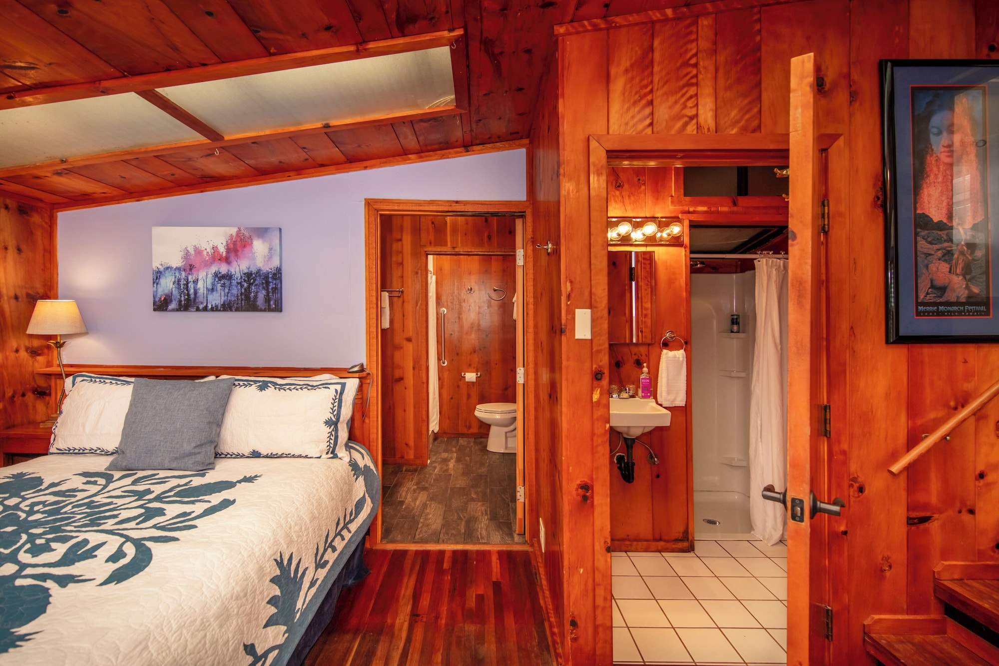 STUDIO, 2 QUEEN BEDS, KITCHENETTE, PRIVATE DECK