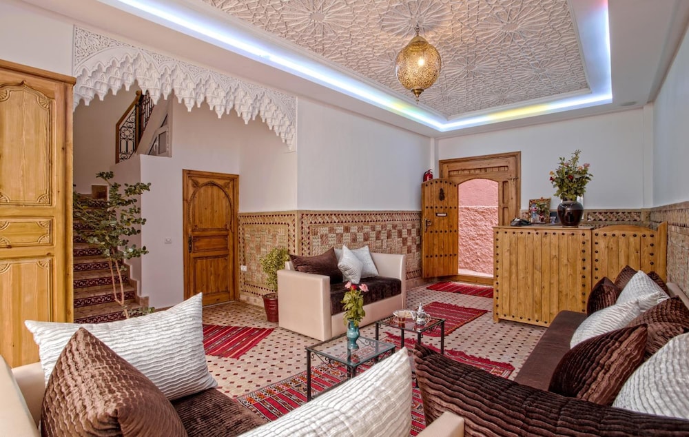 Amour d'auberge 18/36
