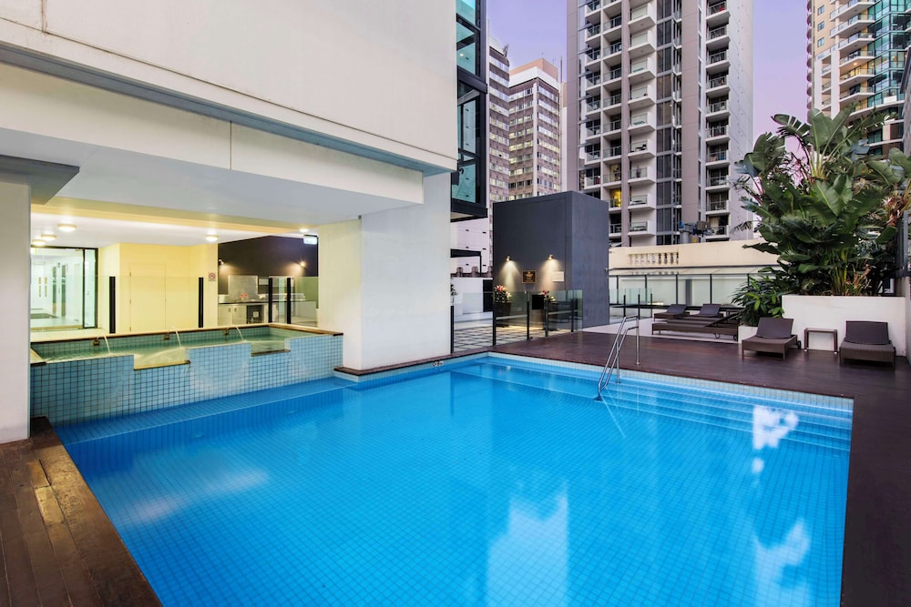Oaks Brisbane on Charlotte Suites 19/43