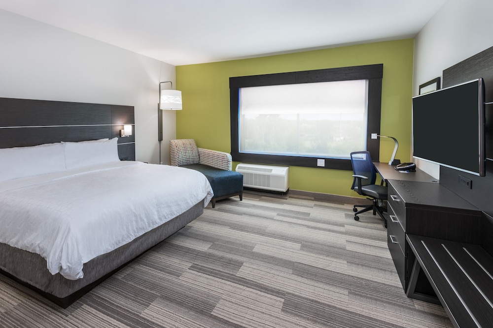 Holiday Inn Express & Suites Bryan 20/69
