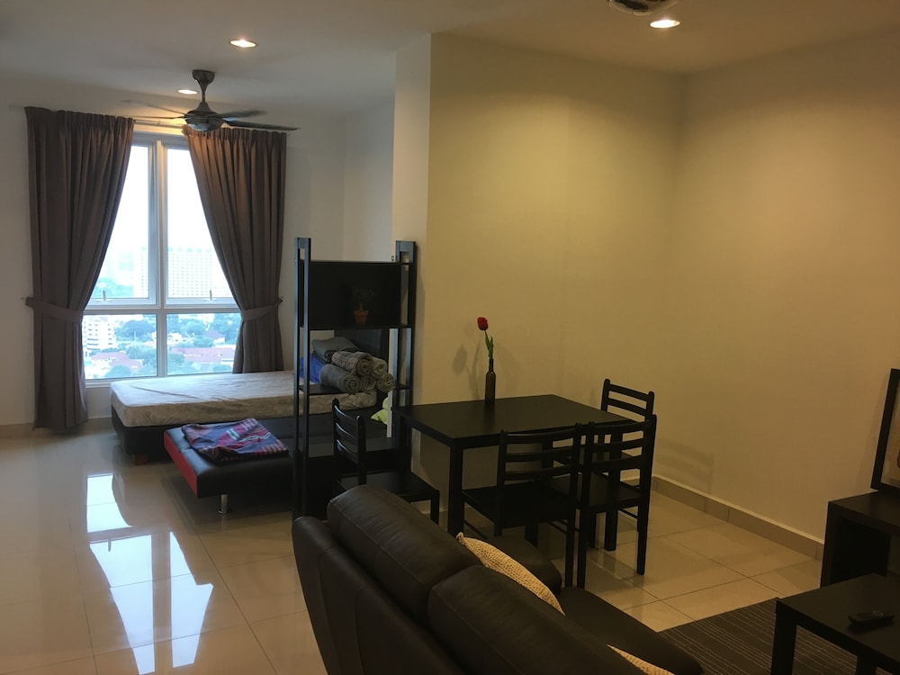 Merlene Suites at Mansion One 32/50