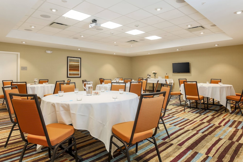 Fairfield Inn And Suites Decatur 35/37