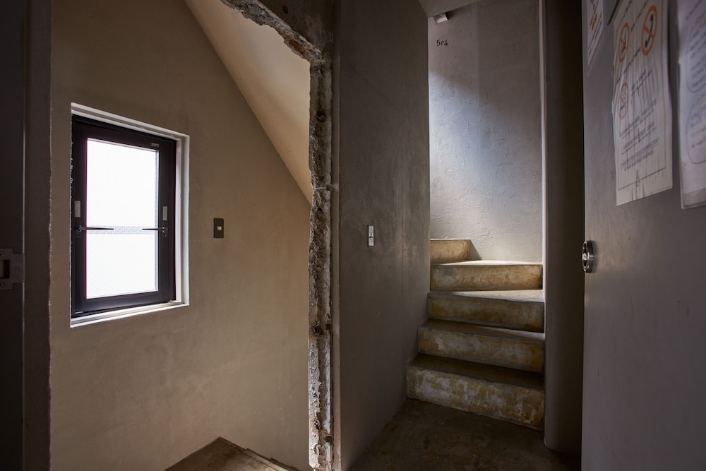 Untapped Hostel 22/57