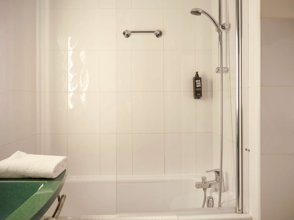 Ibis Arles 15/65