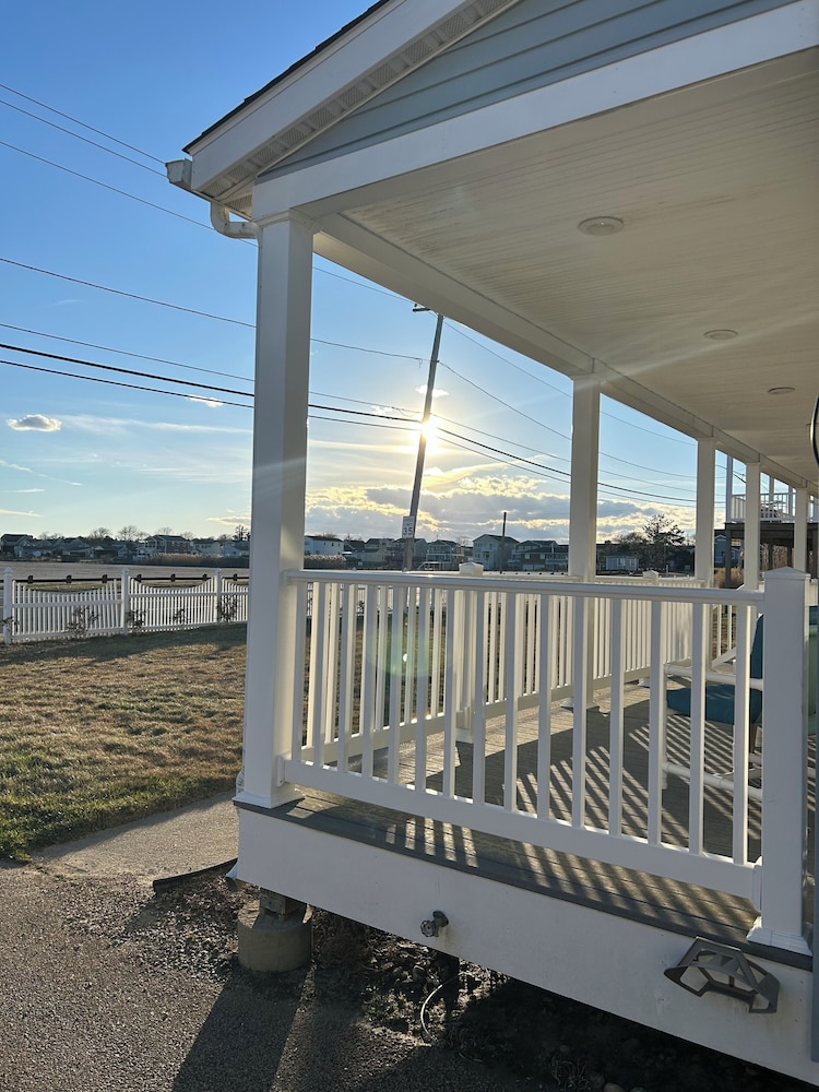 The Anchor Motel 36/44