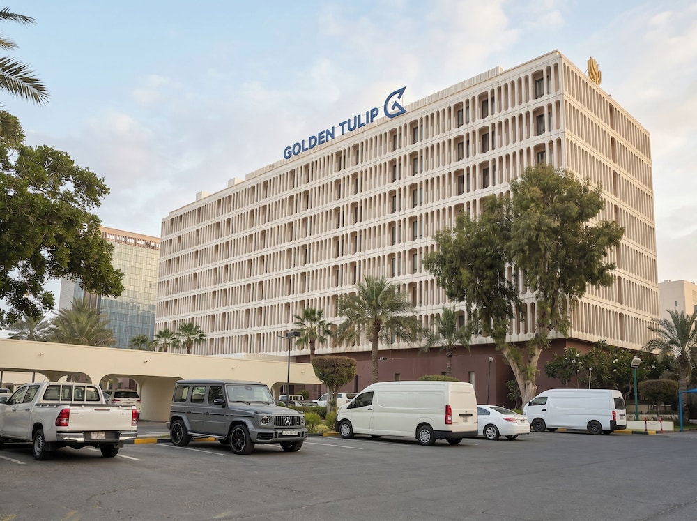 Golden Tulip Bahrain 71/78