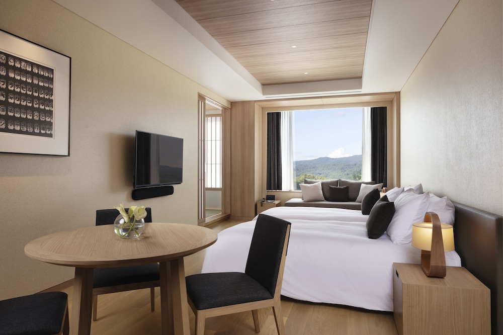 Village, Studio, King Bed, Tatami